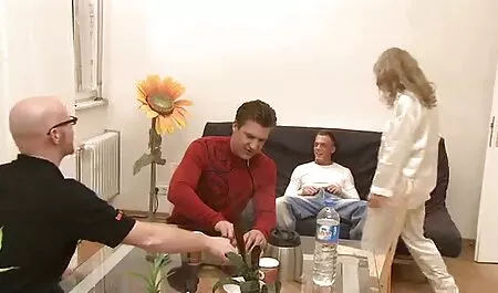 Großes Mädchen reife ...
